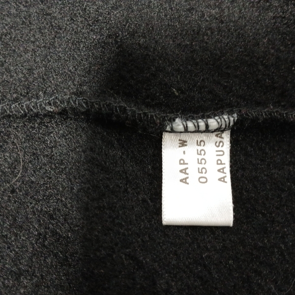 Helly Hansen Men's Full Zip Fleece Vest. Size XL - Picture 6 of 10